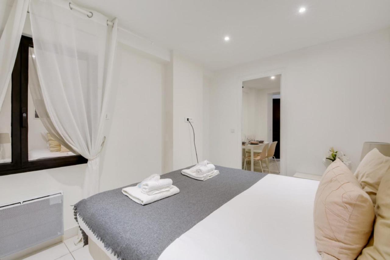 250 Suite Sainte - Superb Apartment In Париж Екстериор снимка