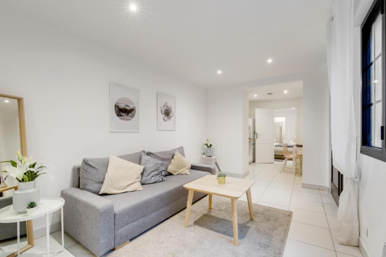 250 Suite Sainte - Superb Apartment In Париж Екстериор снимка