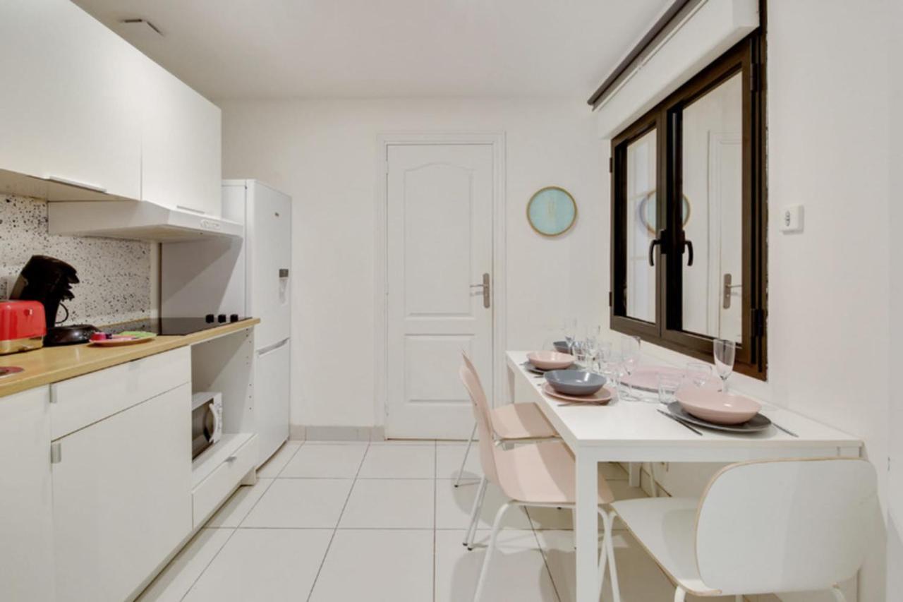 250 Suite Sainte - Superb Apartment In Париж Екстериор снимка